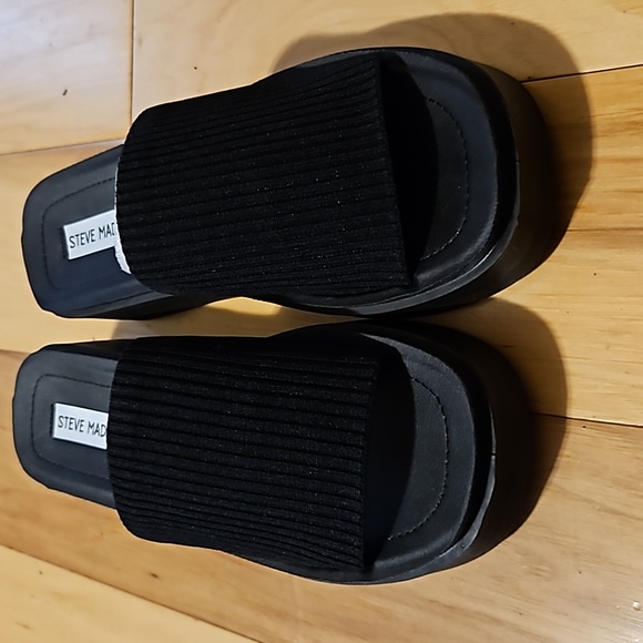 Steve Madden Slides - Picture 3 of 4